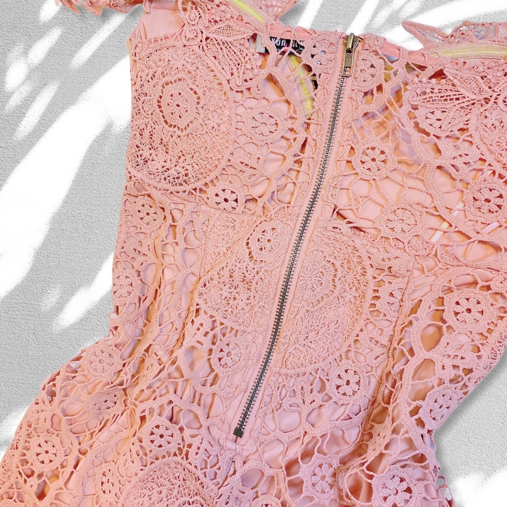 ⚠️SOLD ON CLOSETCUPID.COM⚠️ MACRAME LACE DRESS - Picture 3 of 6